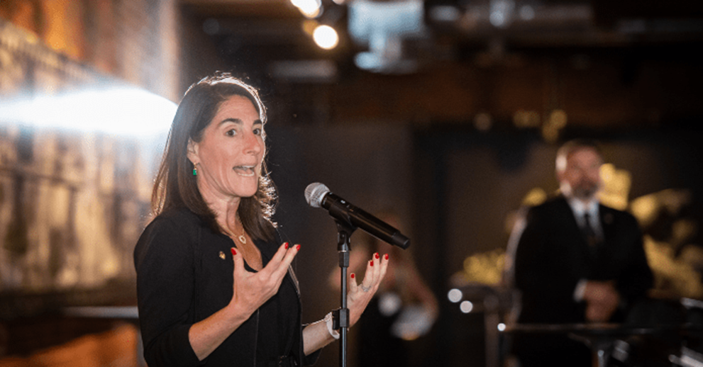 President Beth Hammack thanks community leaders for the warm welcome to Pittsburgh at the Heinz History Center. (September 5, 2024)