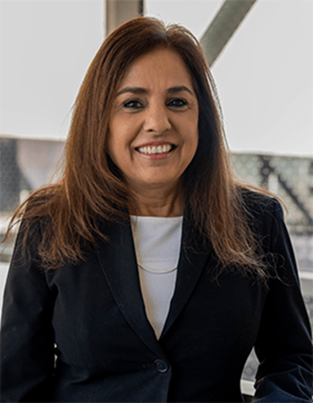 Chandana Kathuria's headshot.