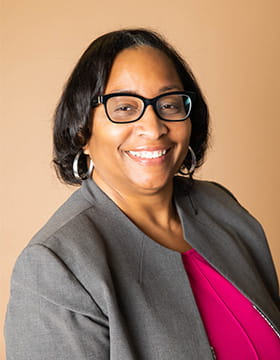 Headshot of Gina McFarlane-El