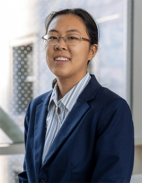 Headshot of Isabella Wang